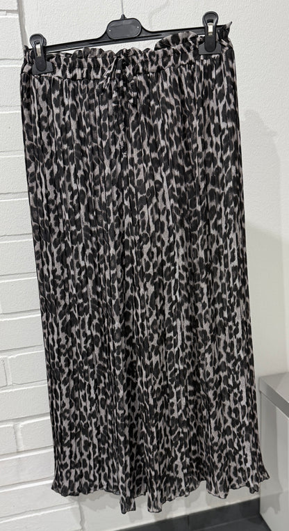 Leo Pliseehose