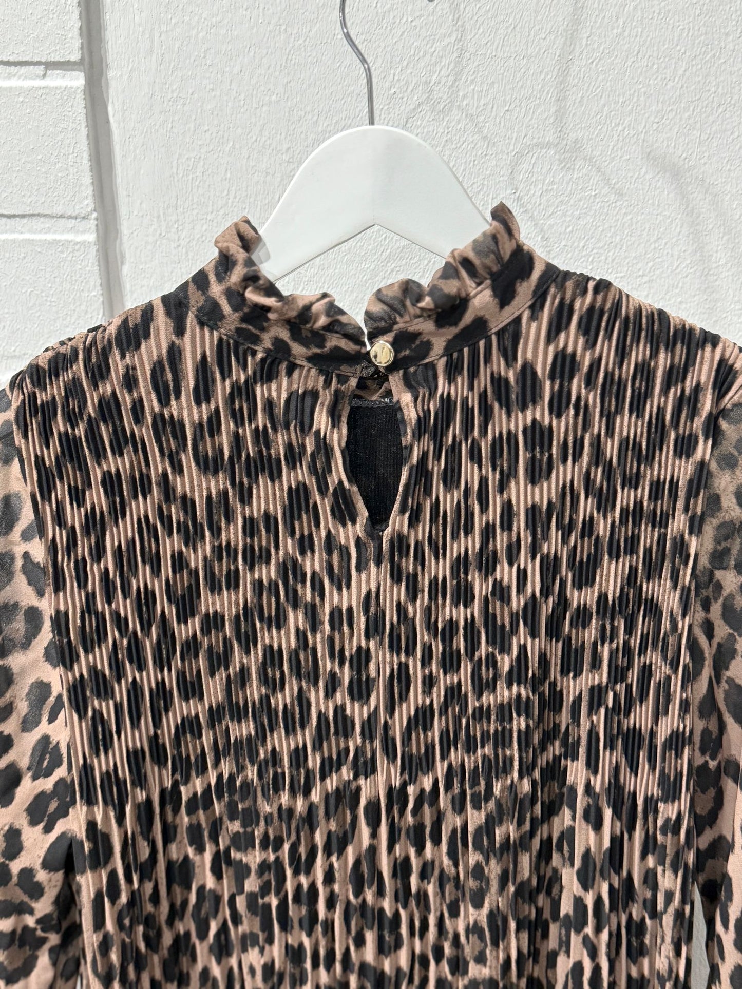 Plissiertes Kleid im Leo-Print